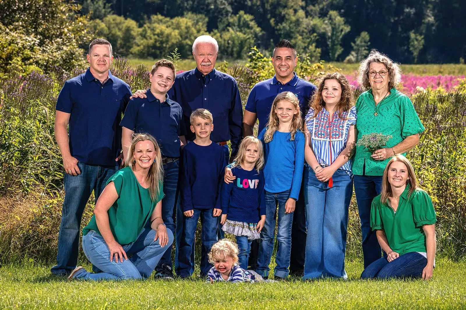 A family session in La Crosse, Wisconsin — gallery frame 3 of 10