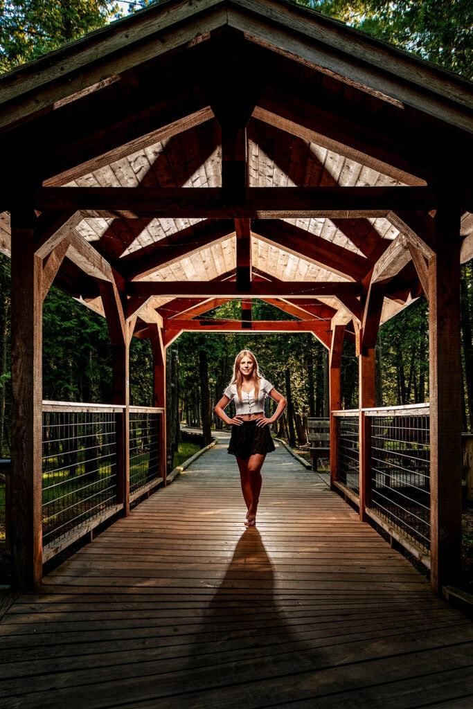 senior portrait at the ridges in baileys harbor door county