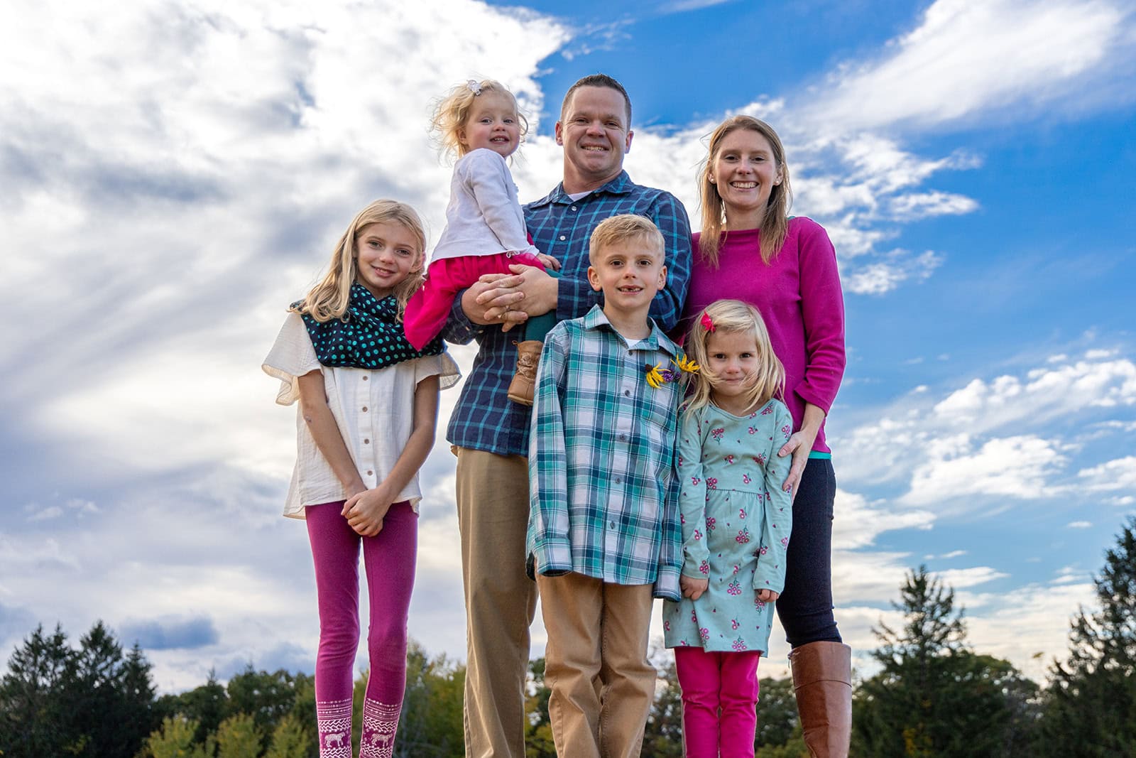 La Crosse Wisconsin family photographer — Grandad's Bluff outdoor session