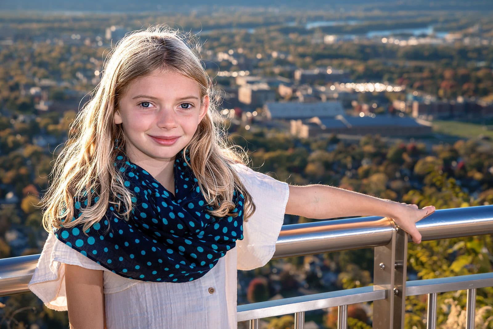 Luxury family photography Grandad's Bluff La Crosse WI — J.L. Wiswell Photography