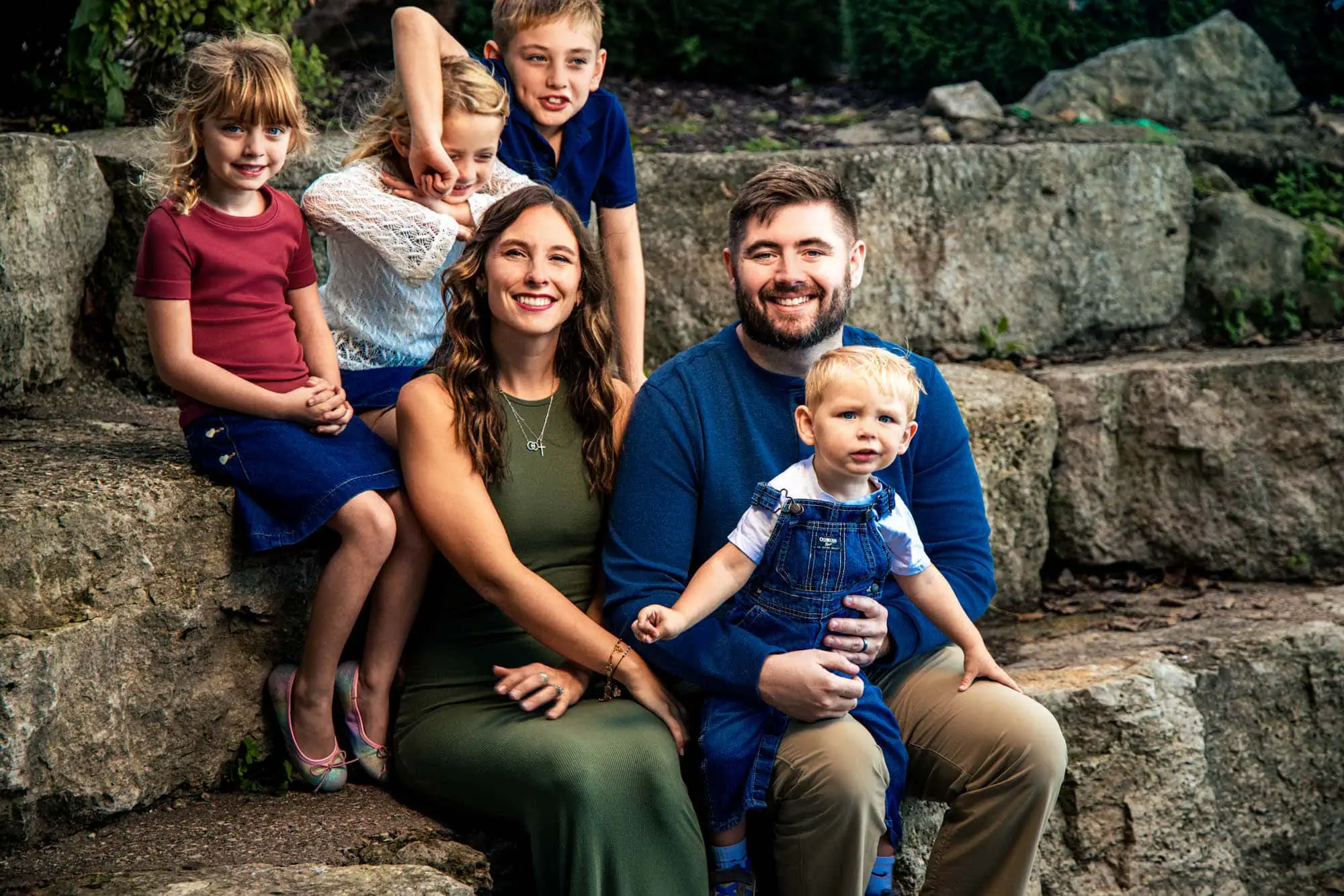 A family session — gallery frame 9