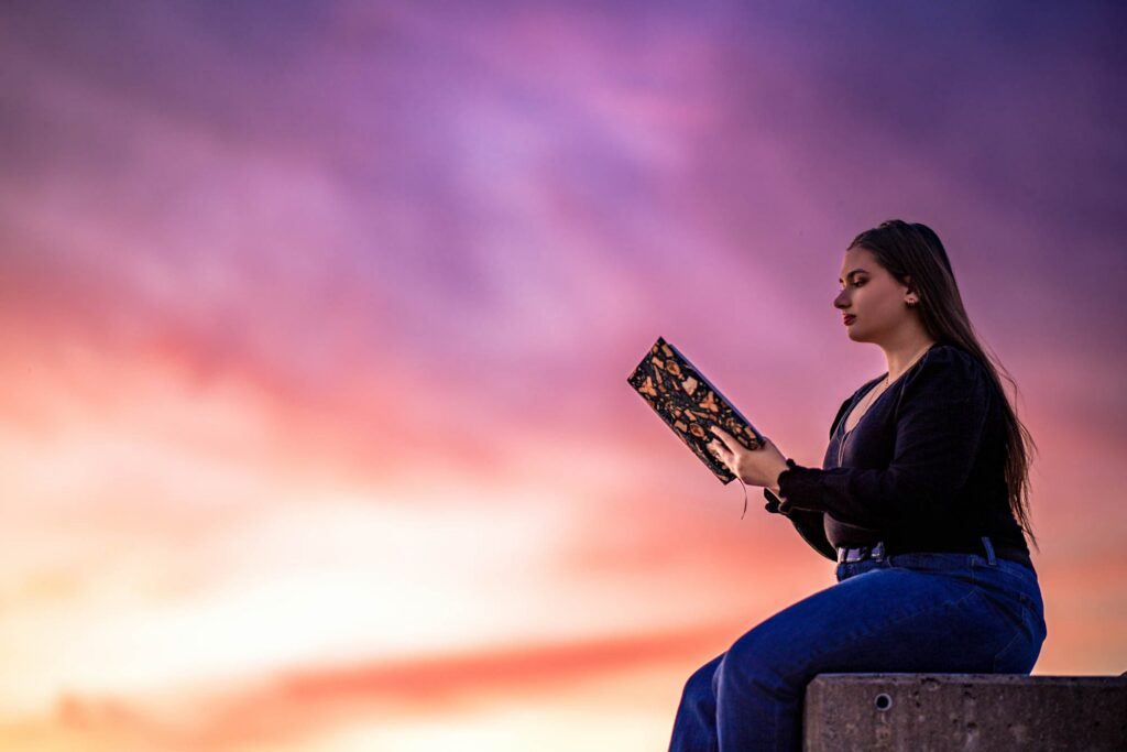 A senior session — gallery frame 2