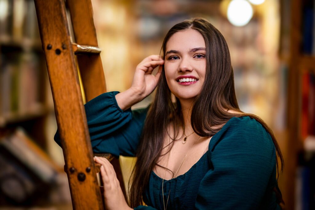 A senior session — gallery frame 5