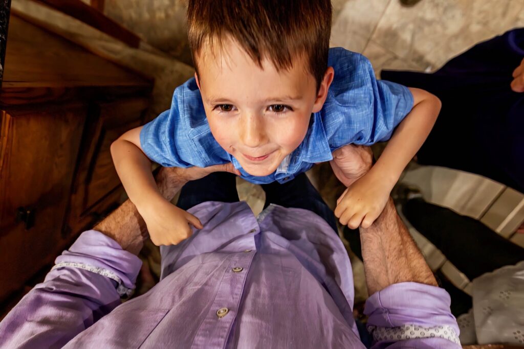 A family session — gallery frame 9