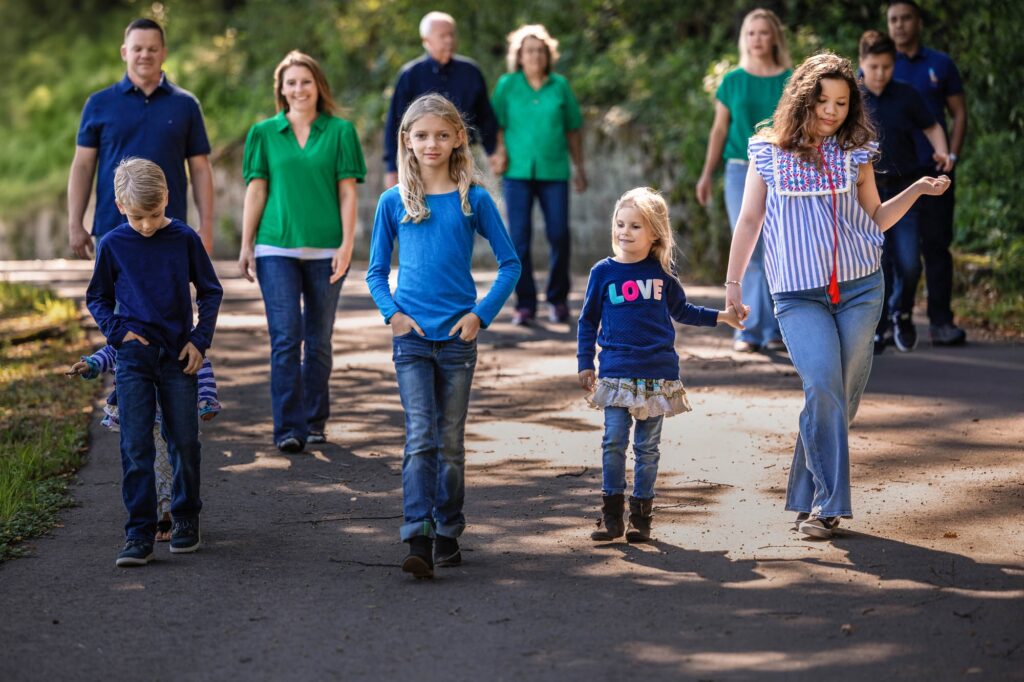 A family session — gallery frame 6