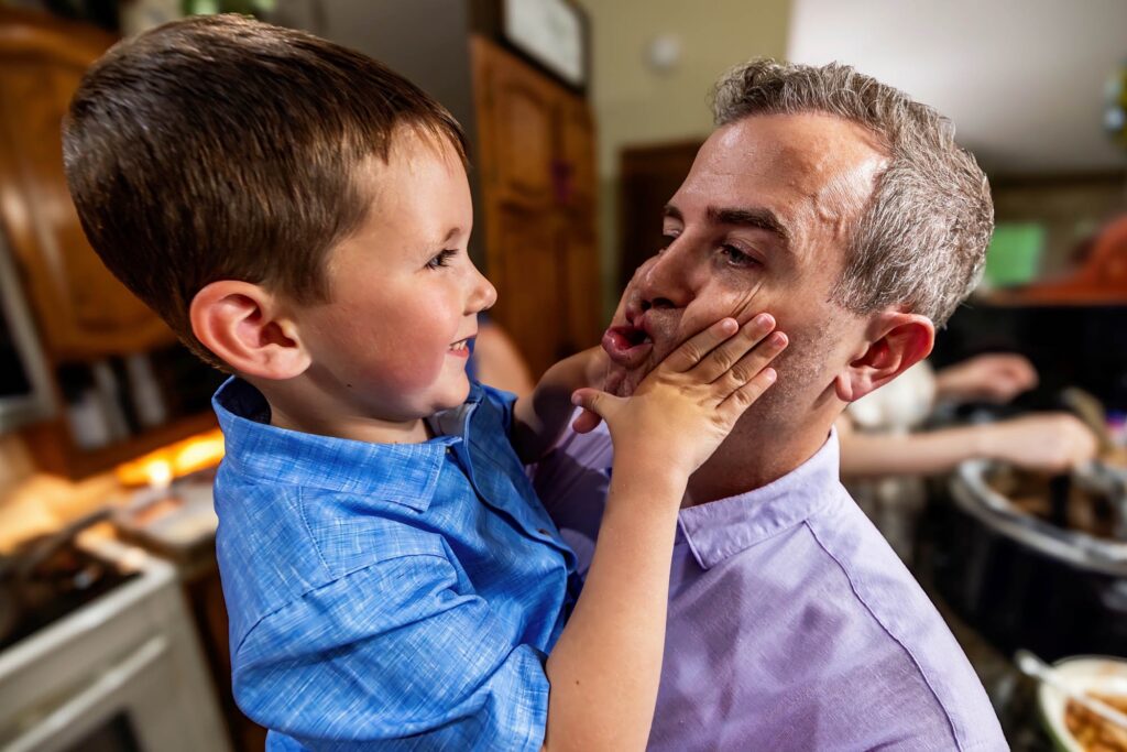 A family session — gallery frame 2