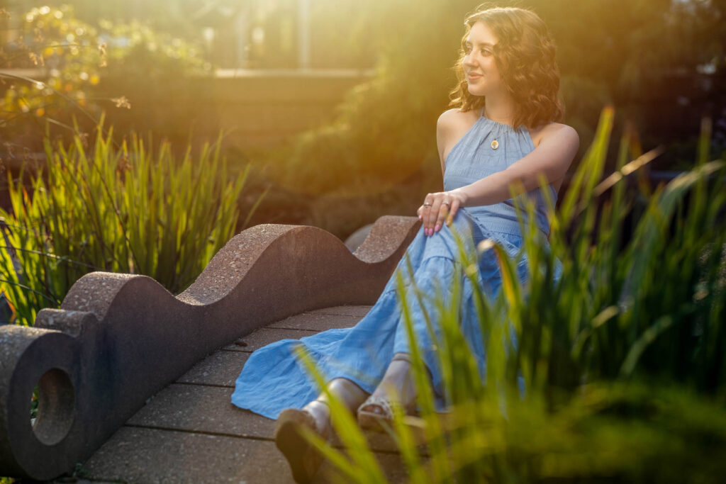 A senior session — gallery frame 3