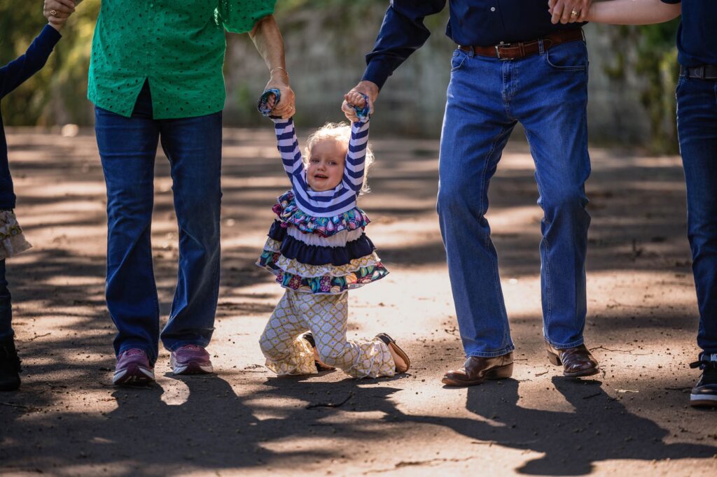 A family session — gallery frame 8
